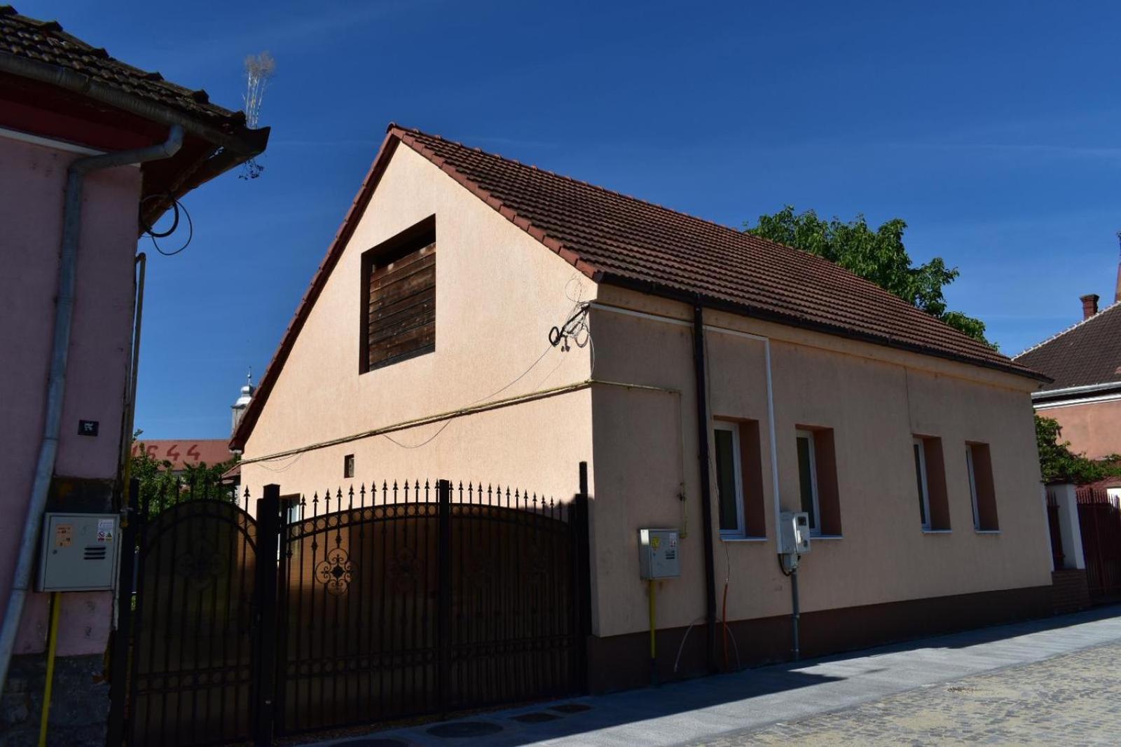 Transilvania Rent ฮูเนโดอารา ภายนอก รูปภาพ