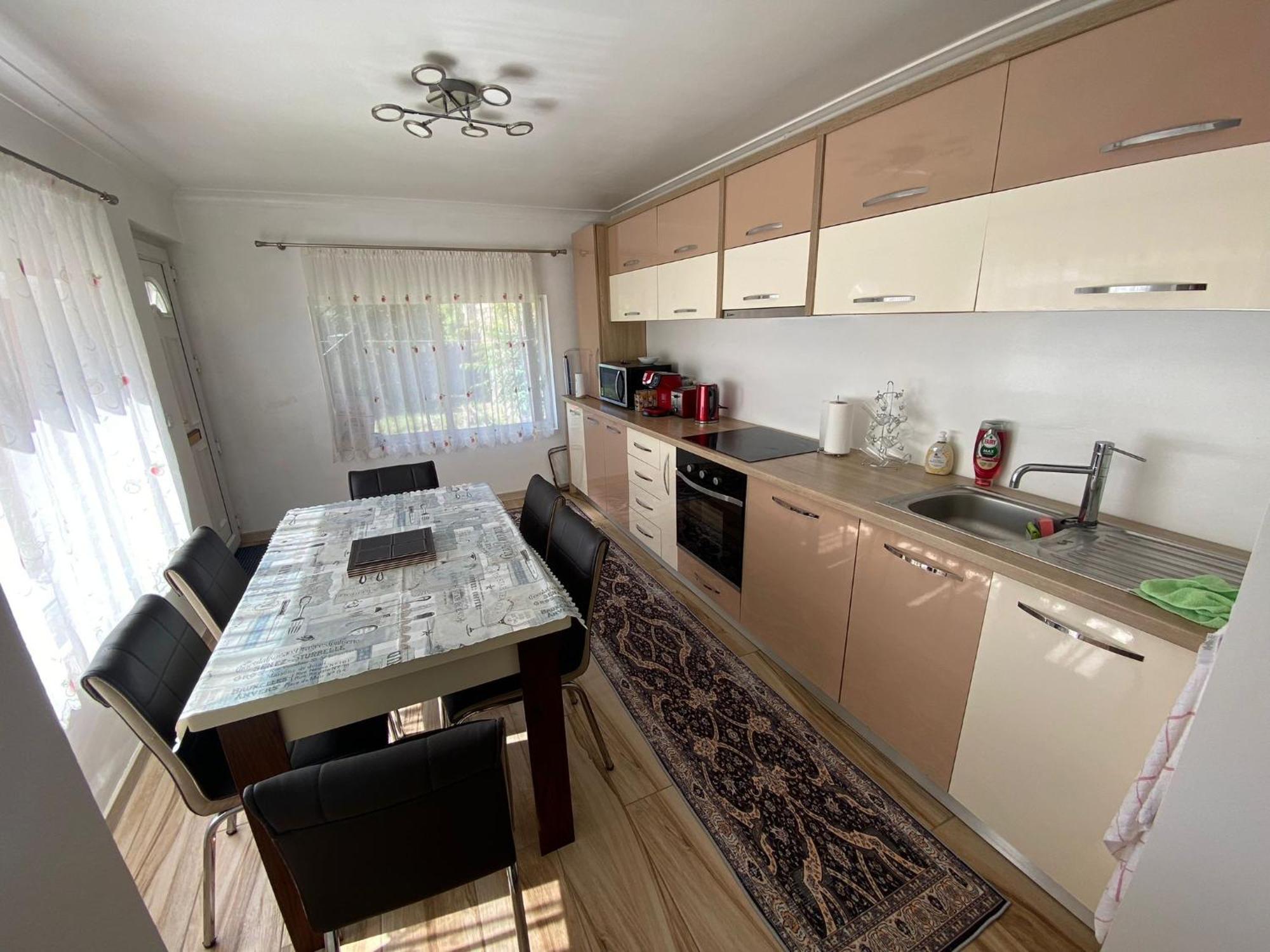 Transilvania Rent ฮูเนโดอารา ภายนอก รูปภาพ
